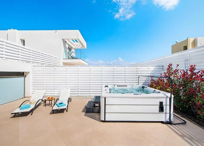 Vilă Odysseas Ialysos (Rhodes)